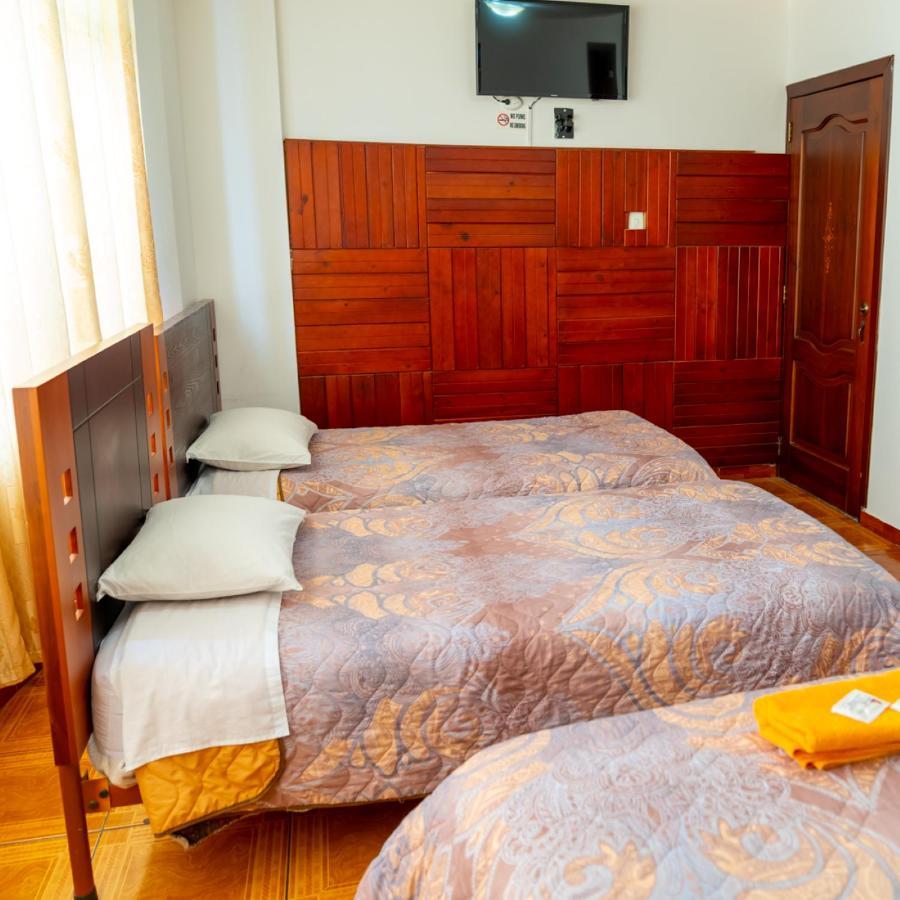 Mashy'S Hostal Otavalo Esterno foto