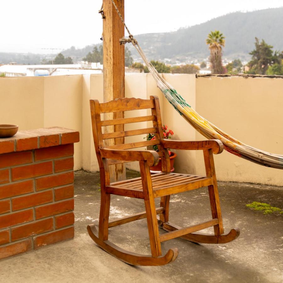 Mashy'S Hostal Otavalo Esterno foto