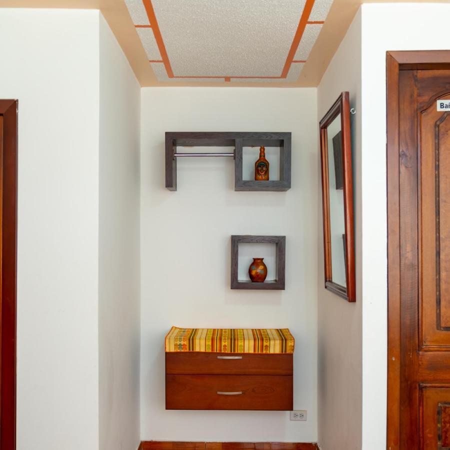 Mashy'S Hostal Otavalo Esterno foto