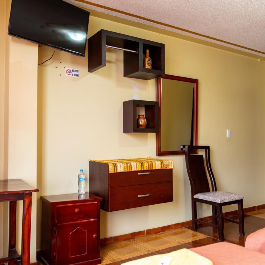Mashy'S Hostal Otavalo Esterno foto