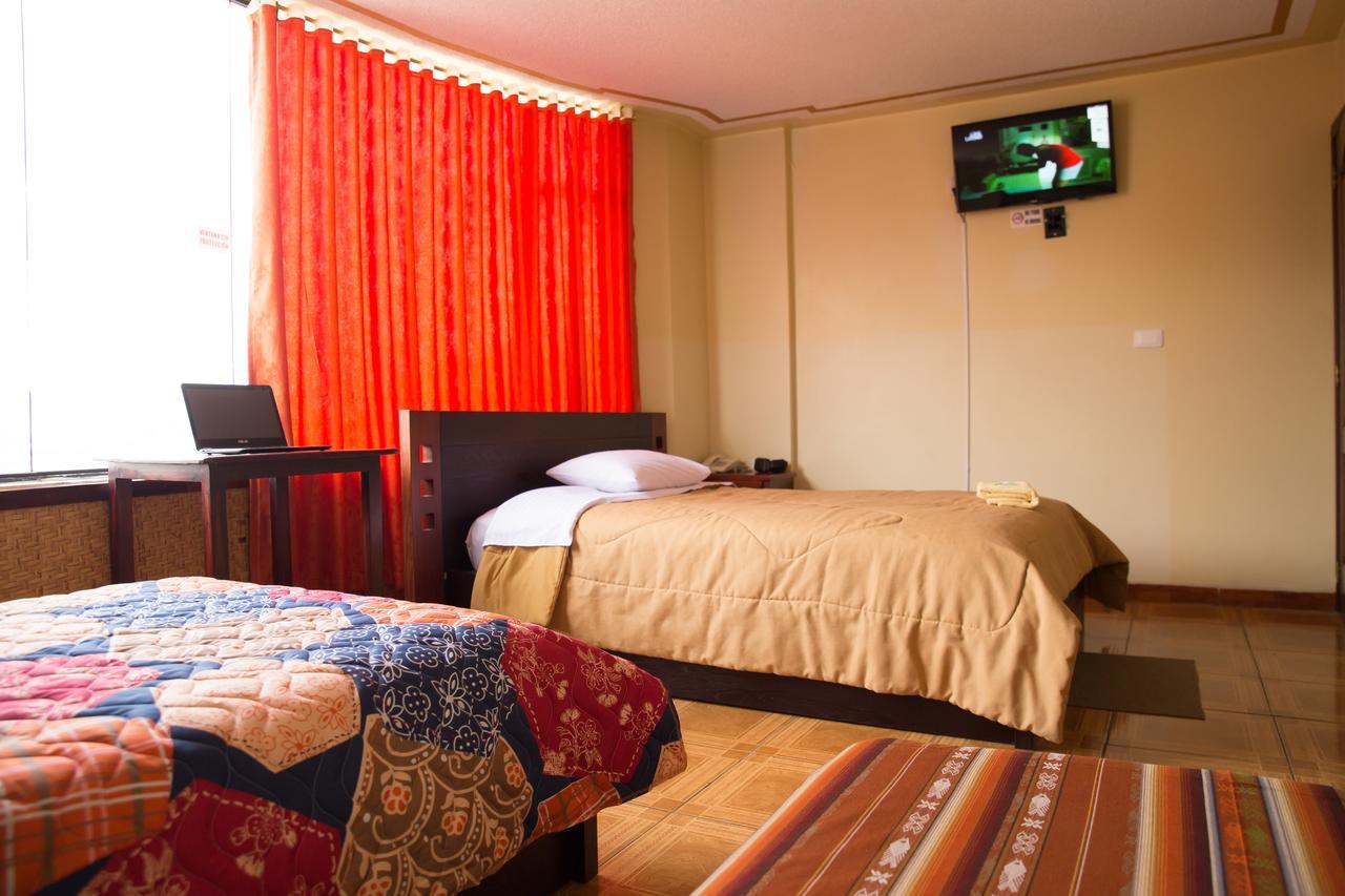 Mashy'S Hostal Otavalo Esterno foto