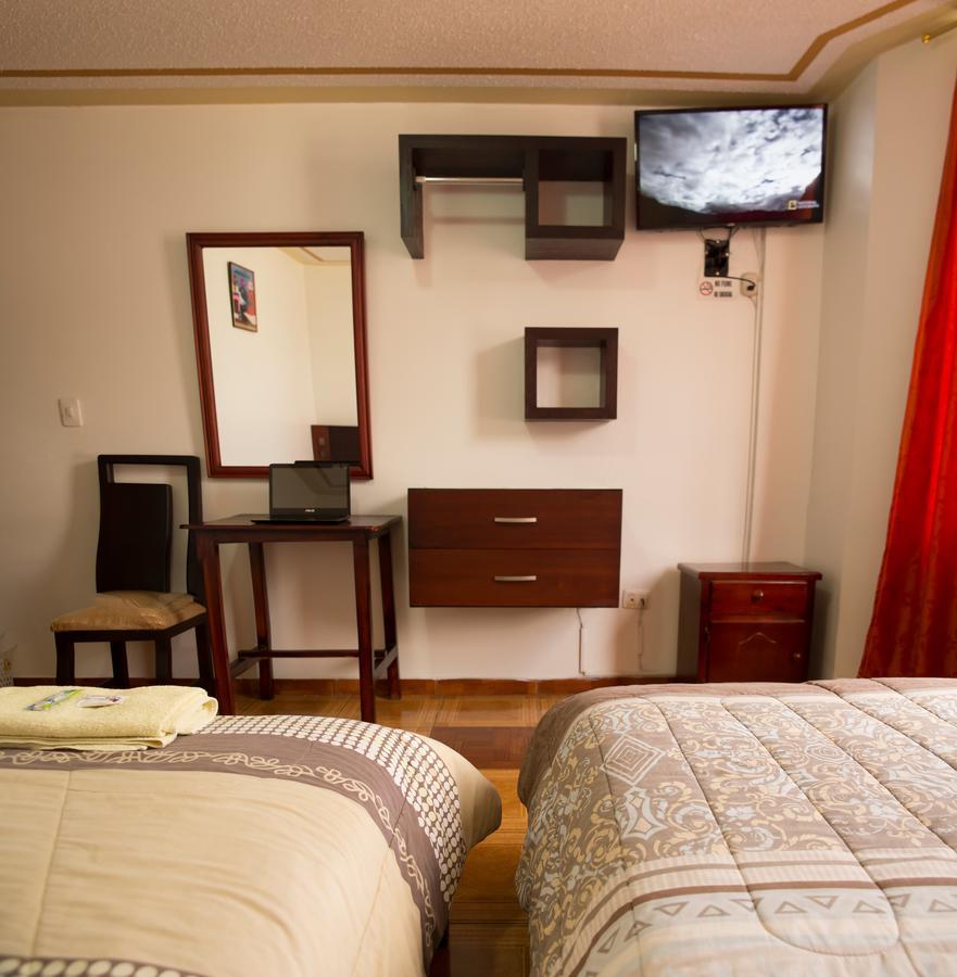 Mashy'S Hostal Otavalo Esterno foto
